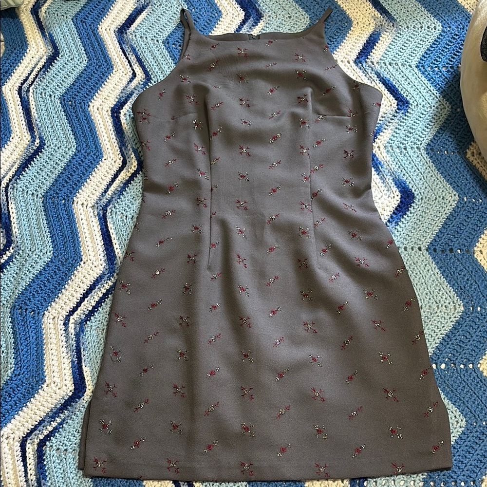 Elegant Gray Floral Dress